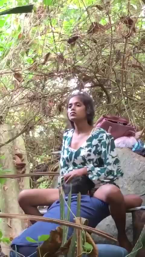Boy Sucking Vagina In Jungle – Hidden Cam