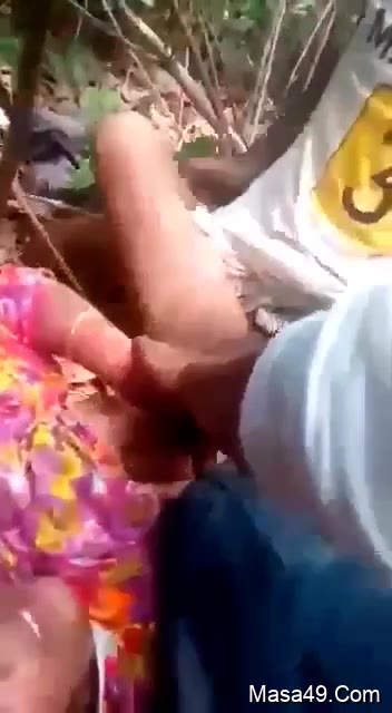 Alone Girl Got GangBanged In Field