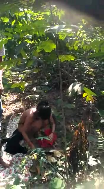 BF-GF Sex Caught By Local’s