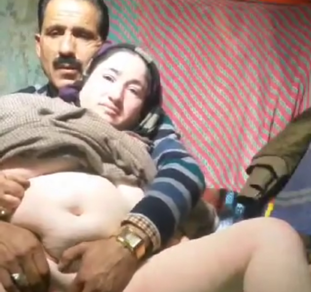 Mom & Dad Sex Leaked By Son