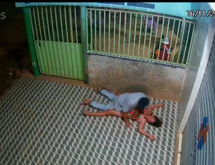 Homeless Women Get Fucked Forcefully By Stranger