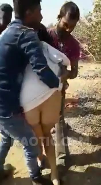 Girl Humiliate Infront Of Boyfriend