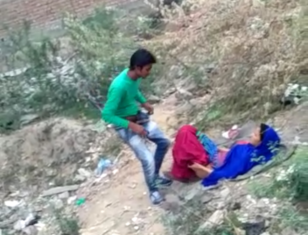 Slut Girl Having Sex Outdoor