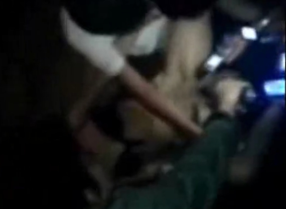 Girl Held By Many People And Fucked (GangBang)