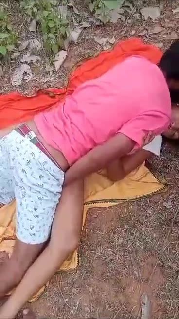 Village Young Girl Forcefully Fucked In Jungle