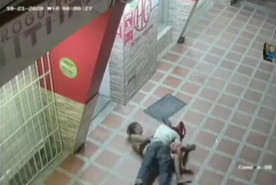 Unknown Girl Forcefully Fucked In Road (DarkClip)