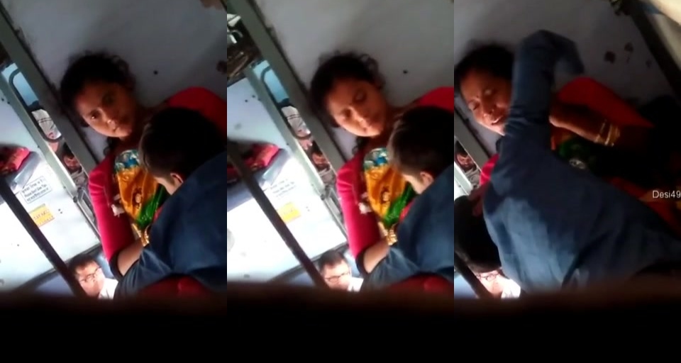Boy And Girl Intimate In Train Caught (DarkClip)